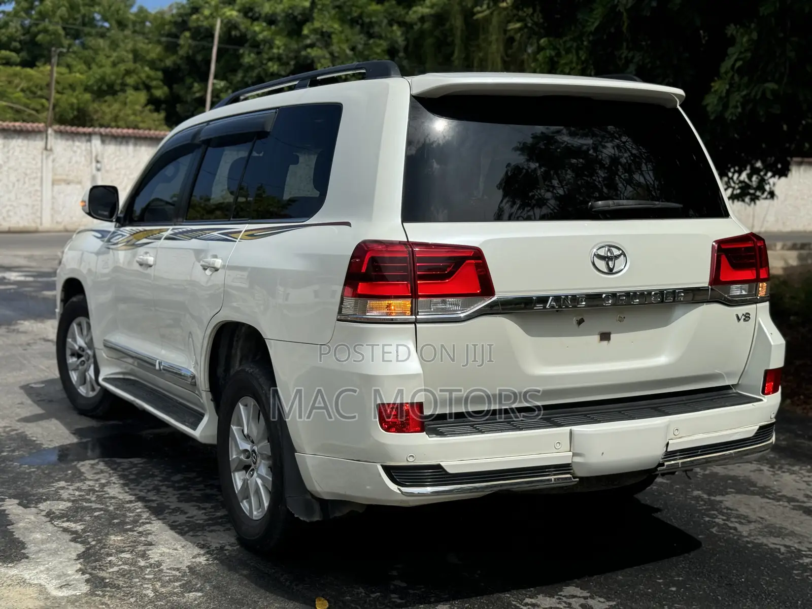 Toyota Land Cruiser 4.5 V8 VXR 2017 White