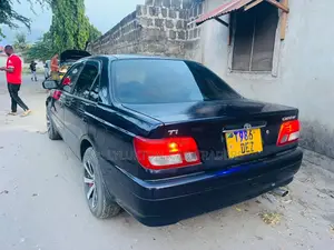 Toyota Carina 2001 Blue