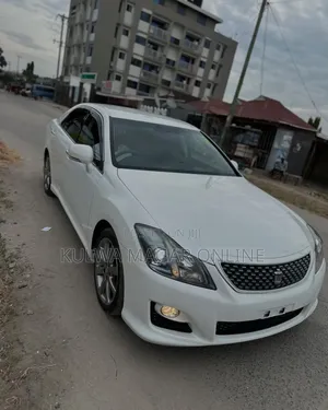 Toyota Crown 2008 White