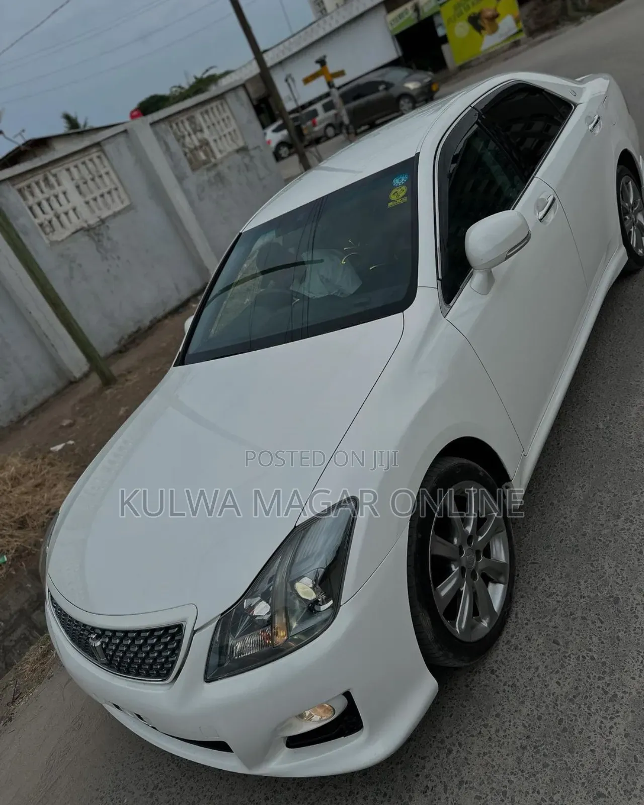 Toyota Crown 2008 White