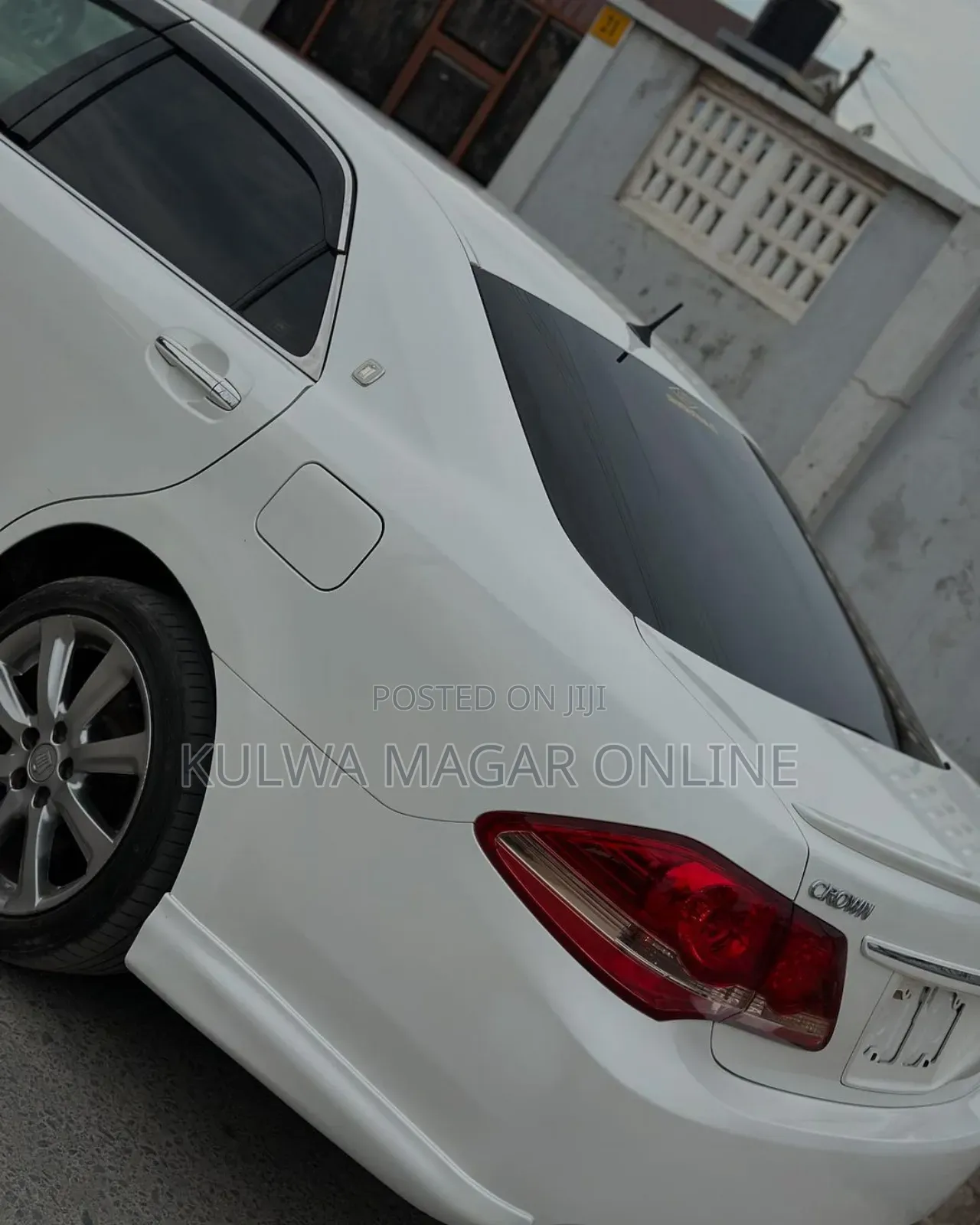 Toyota Crown 2008 White
