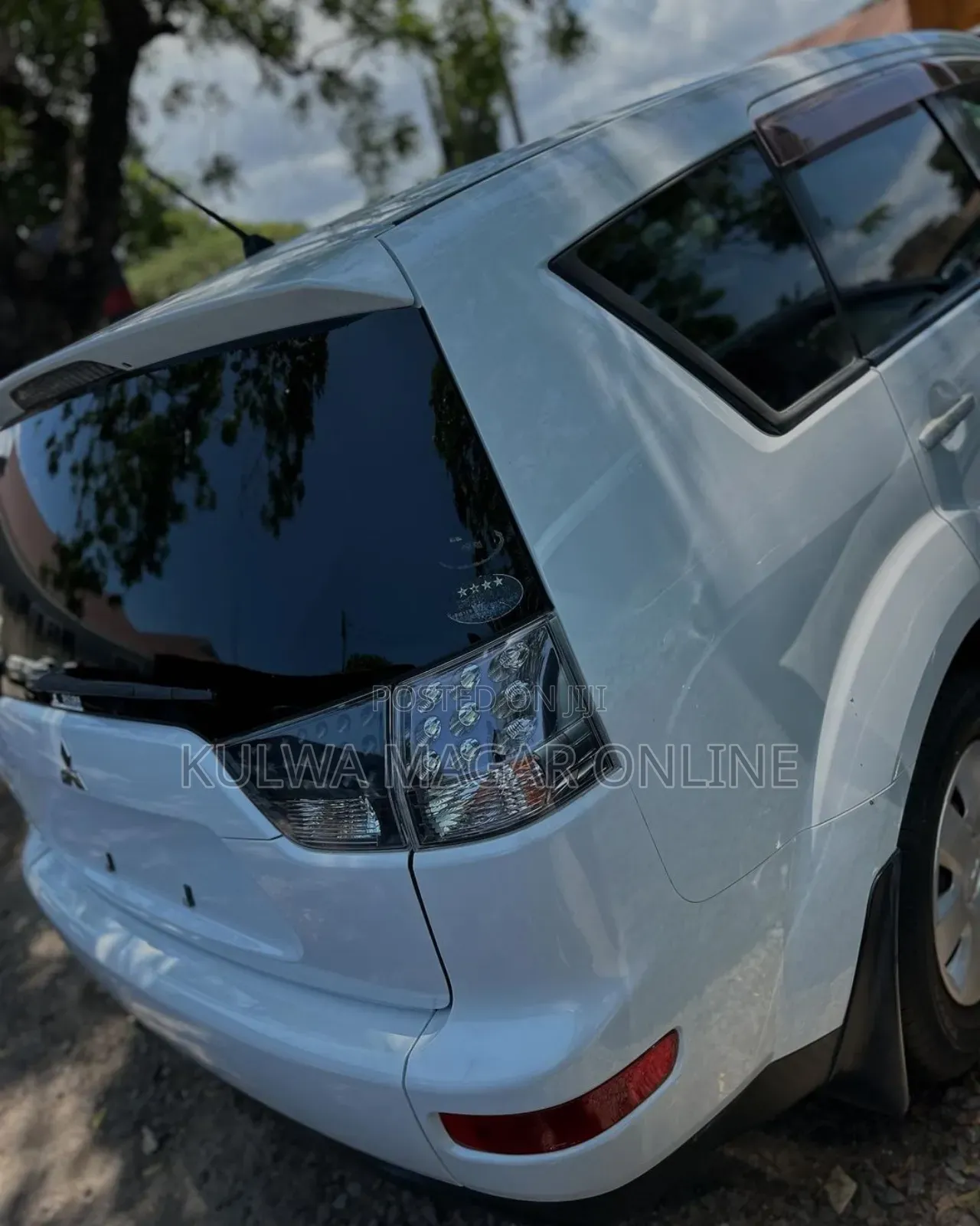 Mitsubishi Outlander 2006 White