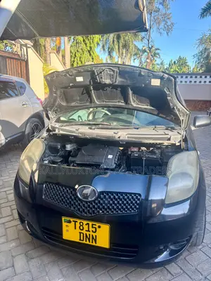 Toyota Vitz 2006 Black