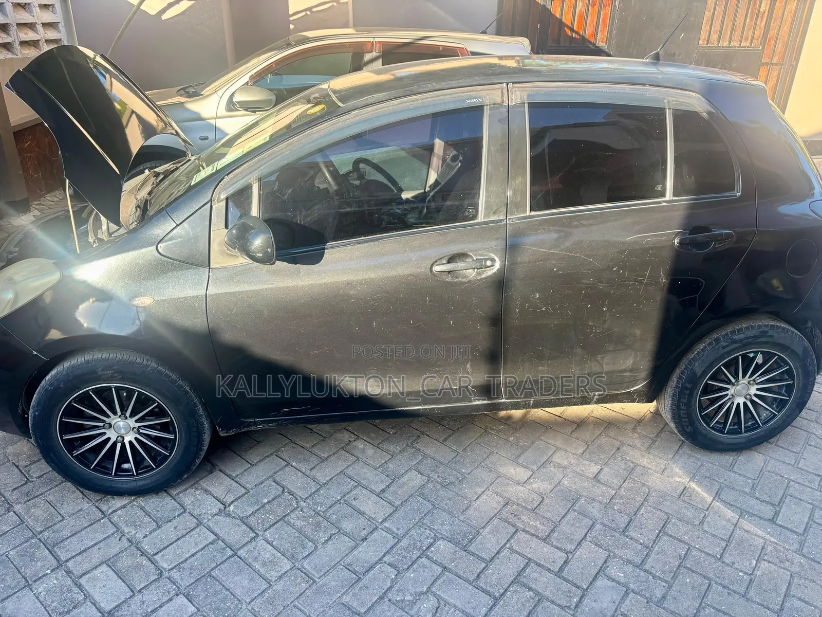Toyota Vitz 2006 Black