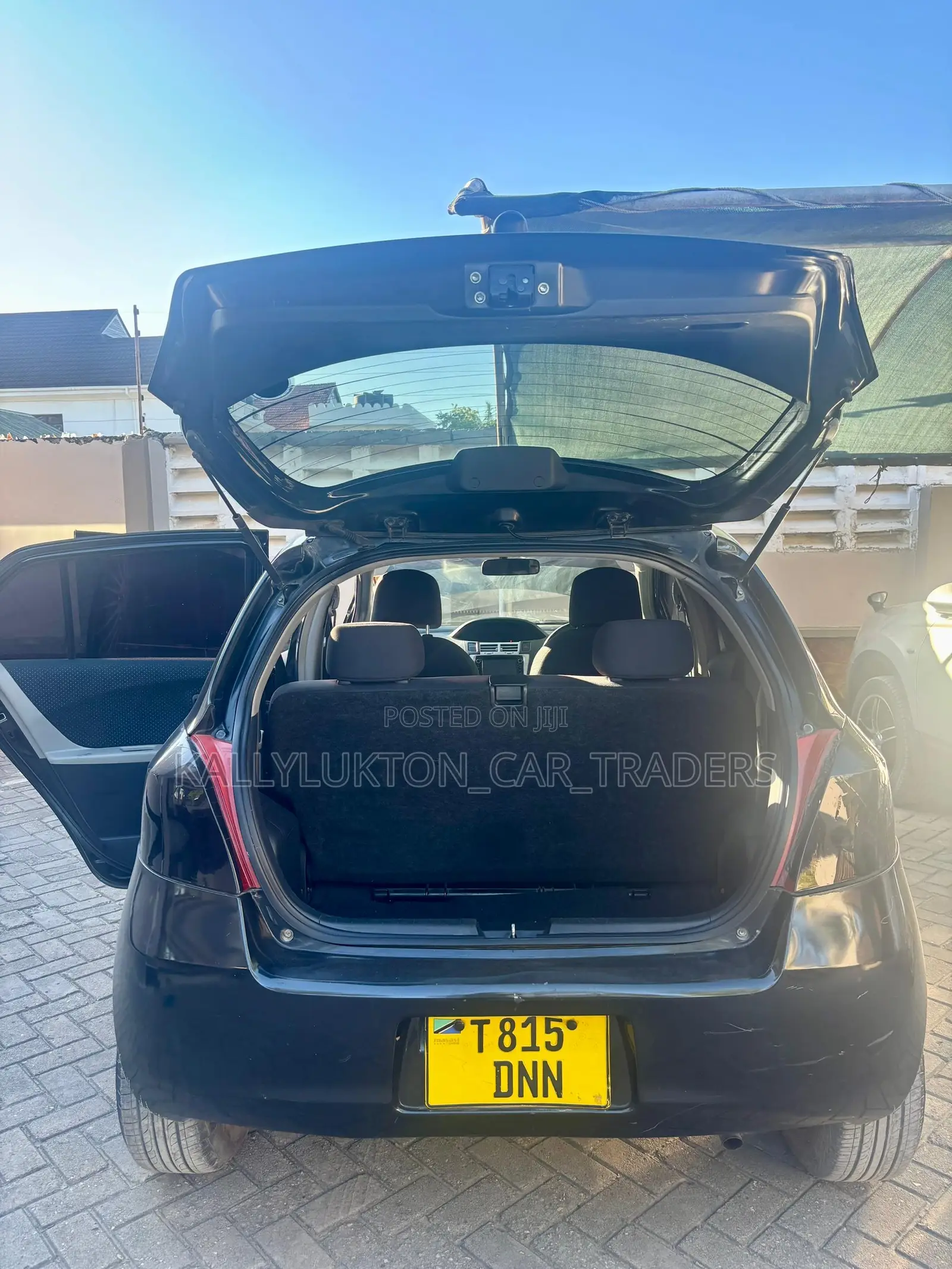 Toyota Vitz 2006 Black