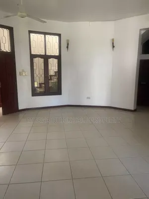 5bdrm House in Mikocheni for rent