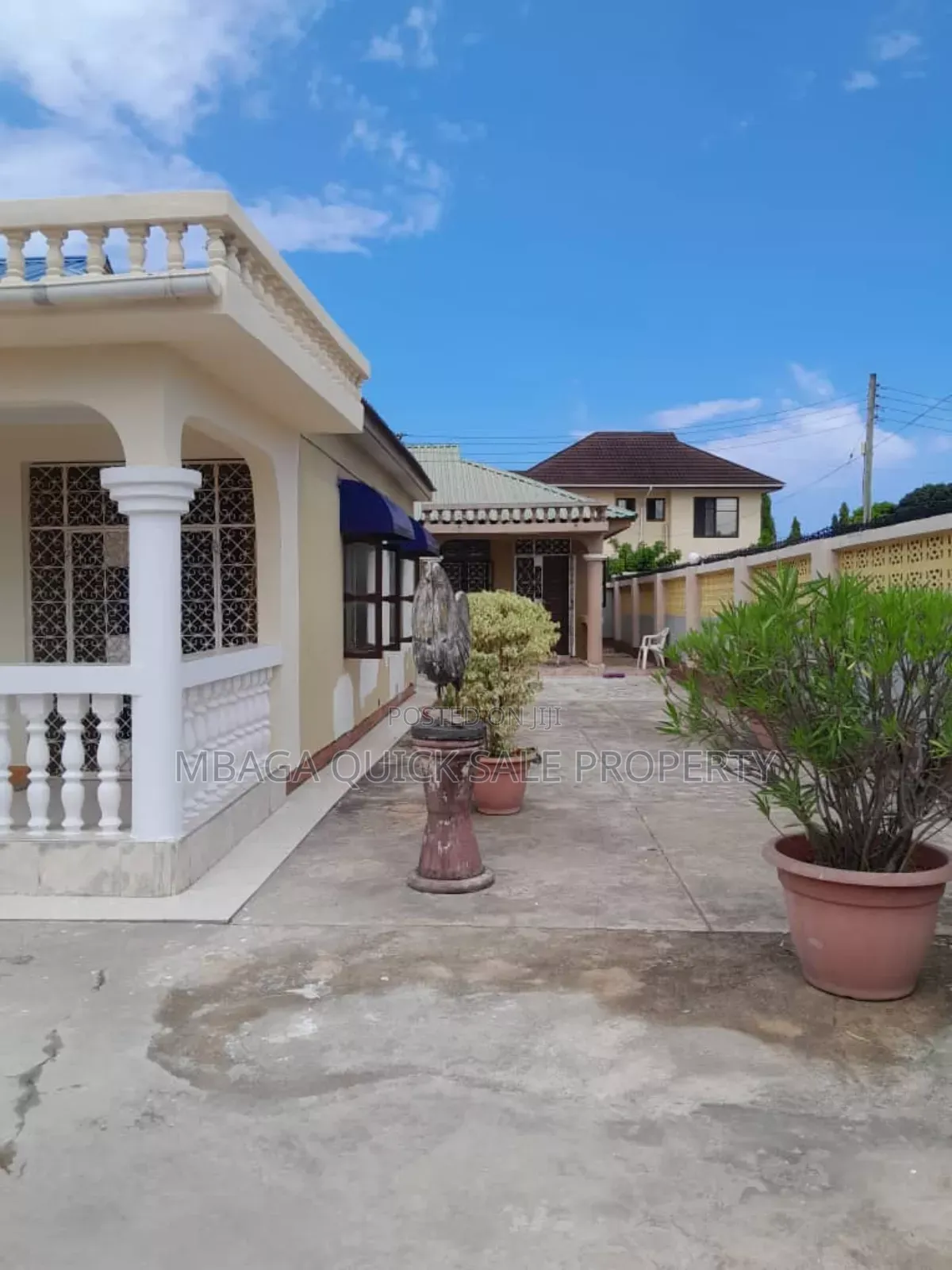 7bdrm House in Tegeta Kibaoni, Bunju for sale