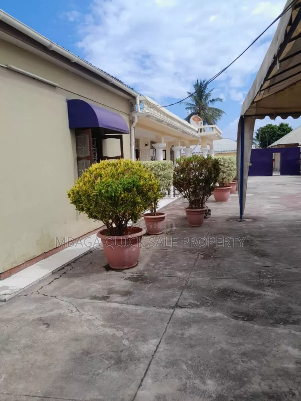 7bdrm House in Tegeta Kibaoni, Bunju for sale