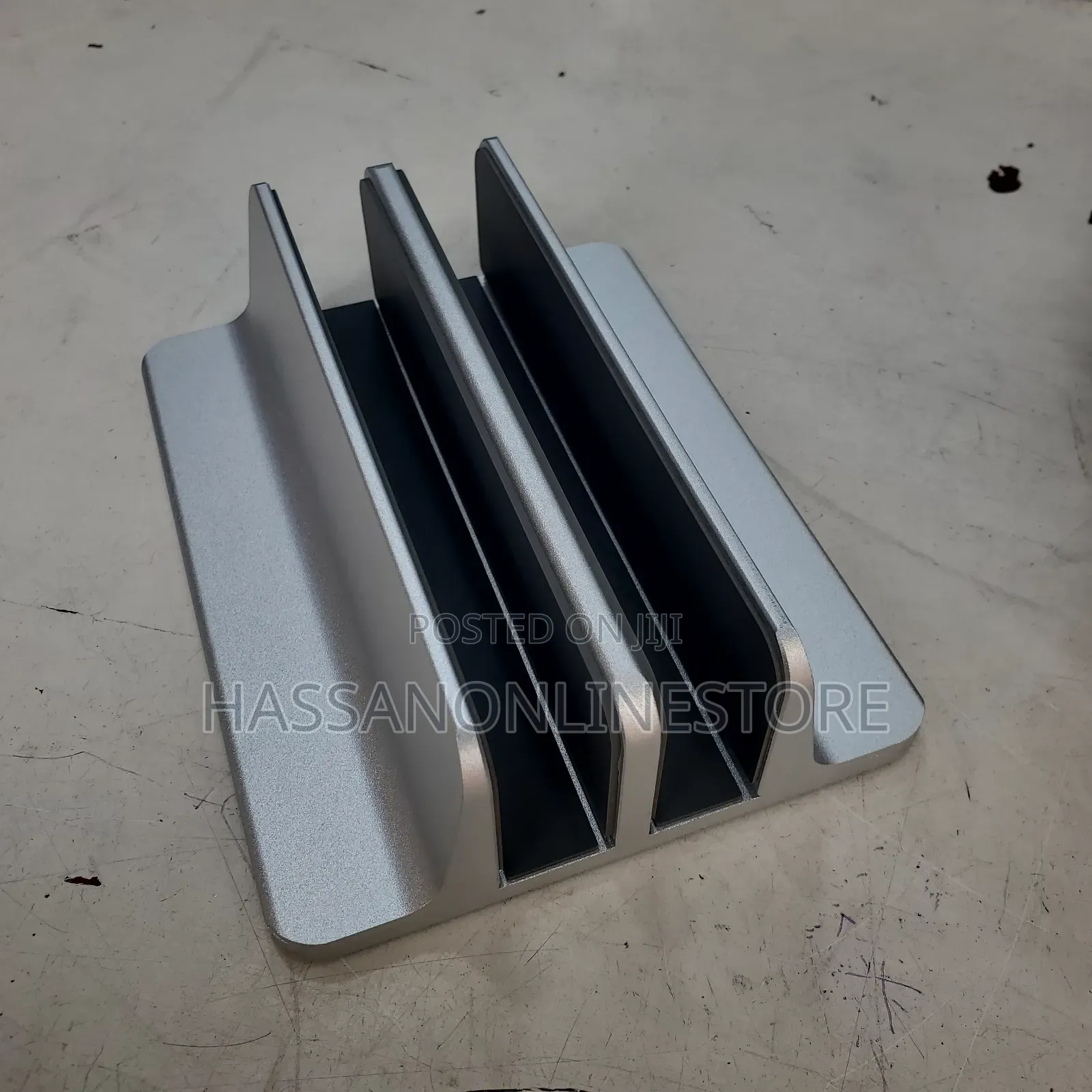 Adjustable Vertical Laptop Tablet Stand Bookshelf 2 Slots