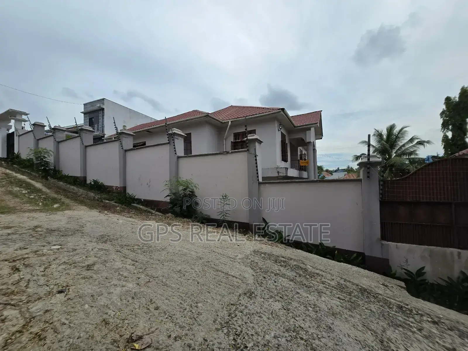 4bdrm House in Kimara Suka, Kinondoni for sale