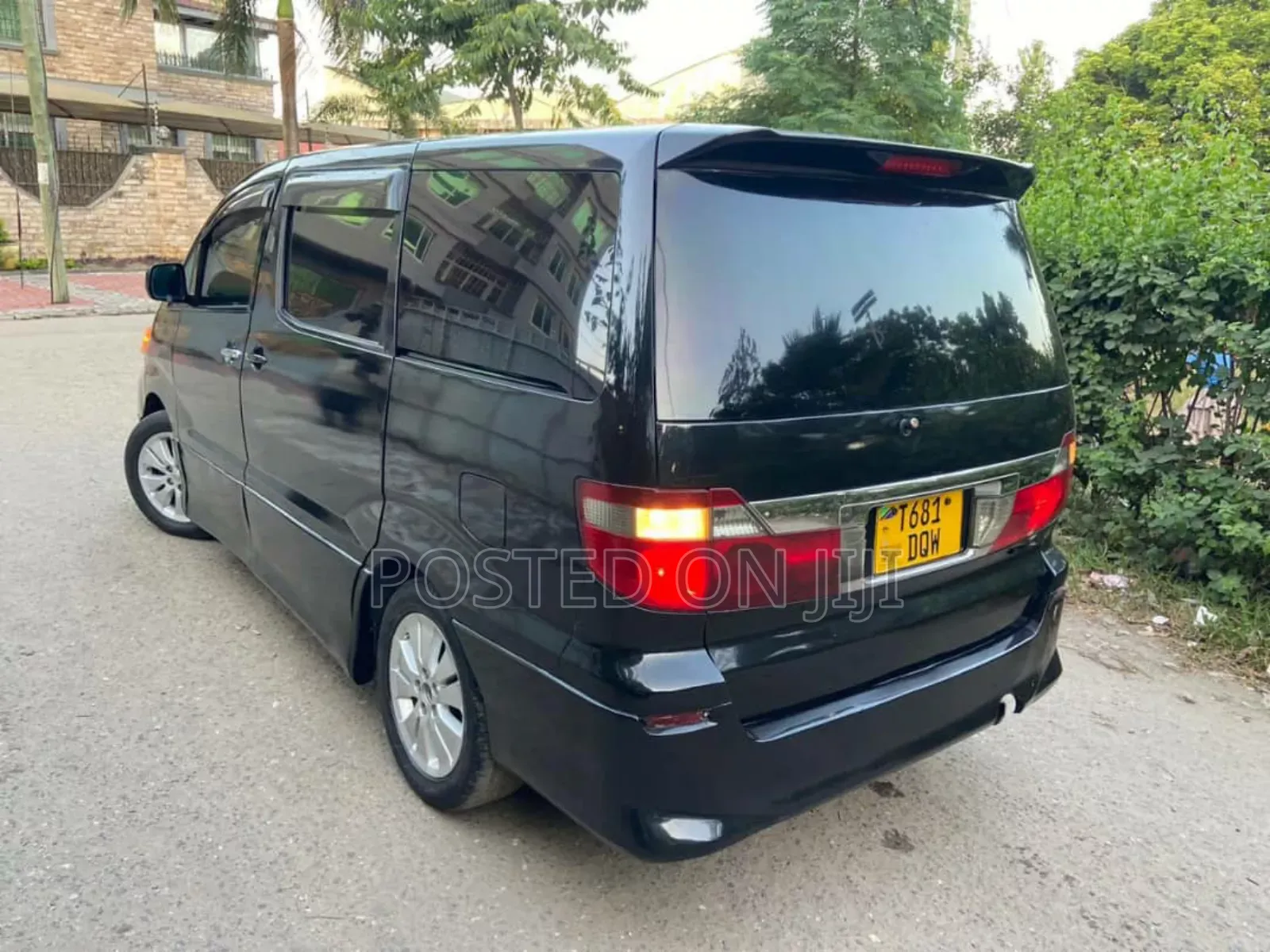 Toyota Alphard 2005 Black