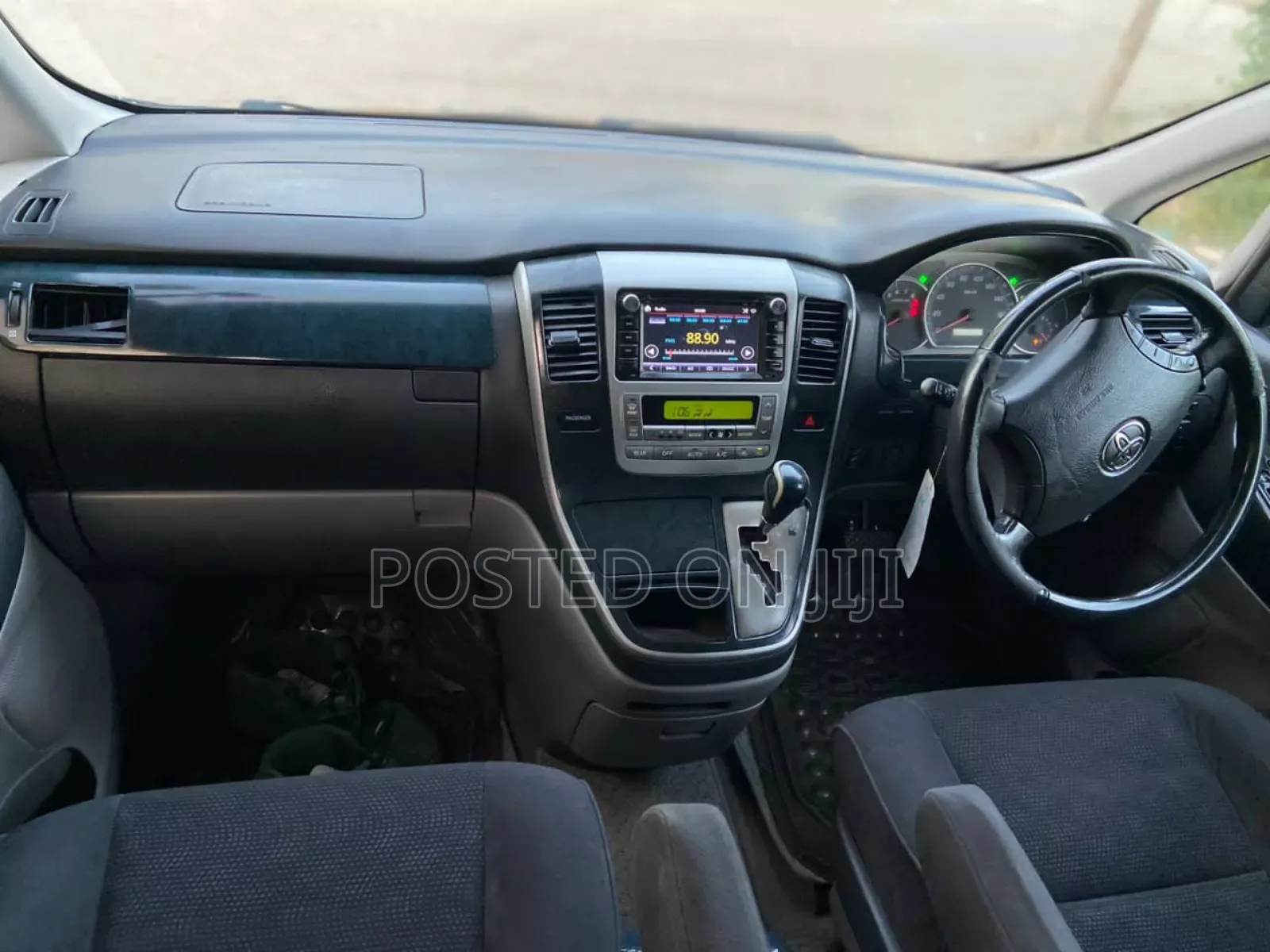 Toyota Alphard 2005 Black