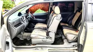 Toyota Raum 2003 Silver