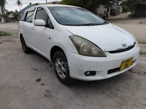 Toyota Wish 2005 White