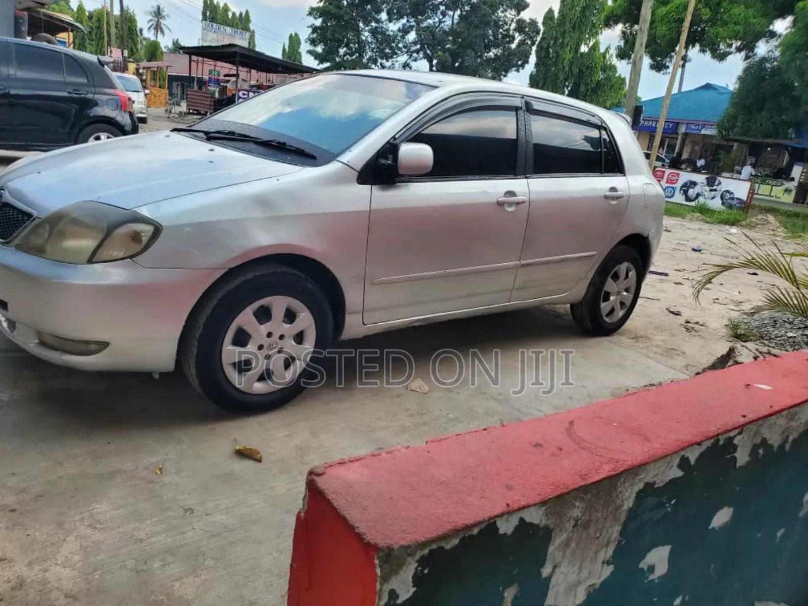 Toyota Corolla RunX 2004 Silver