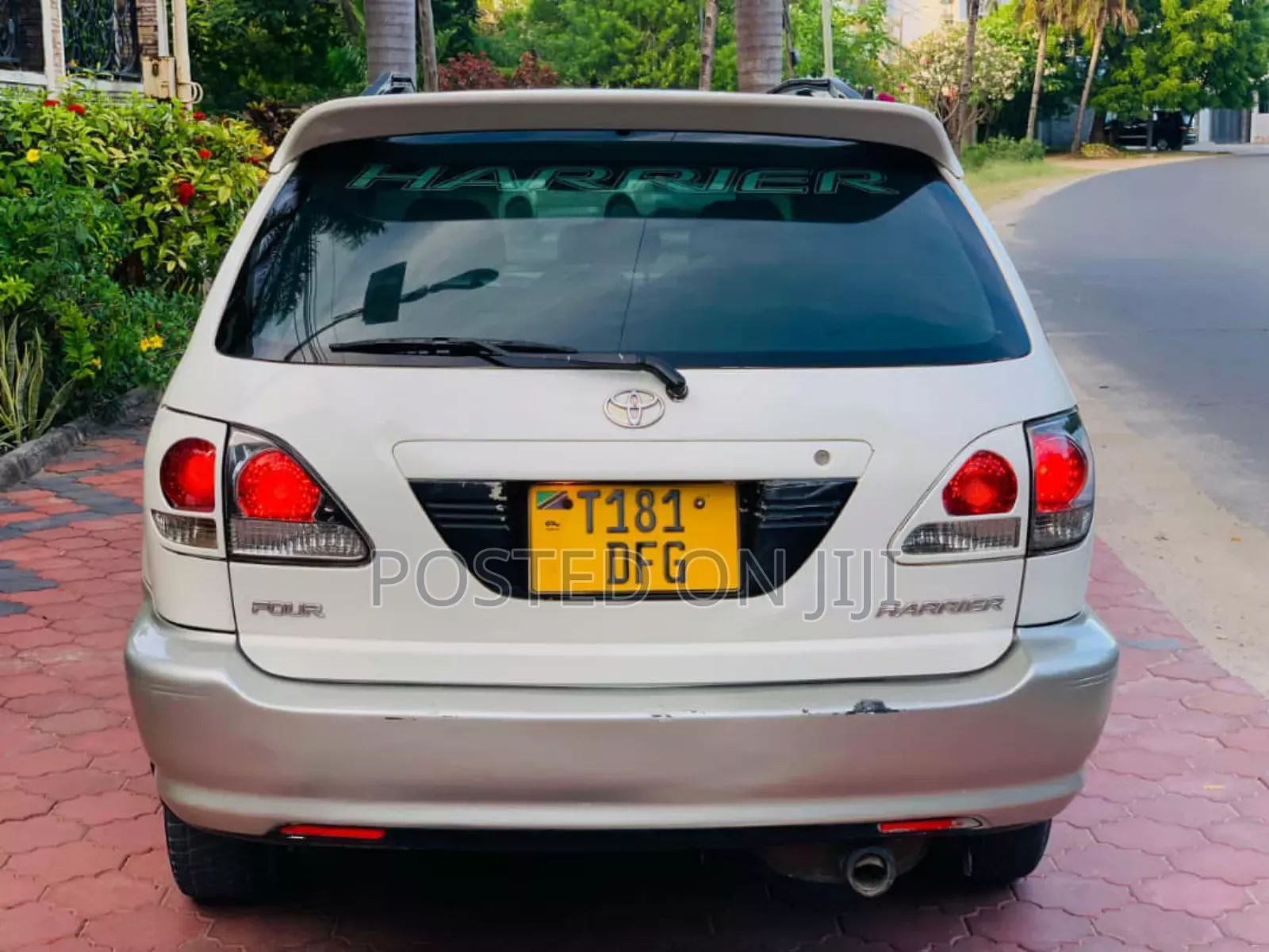 Toyota Harrier 2007 White