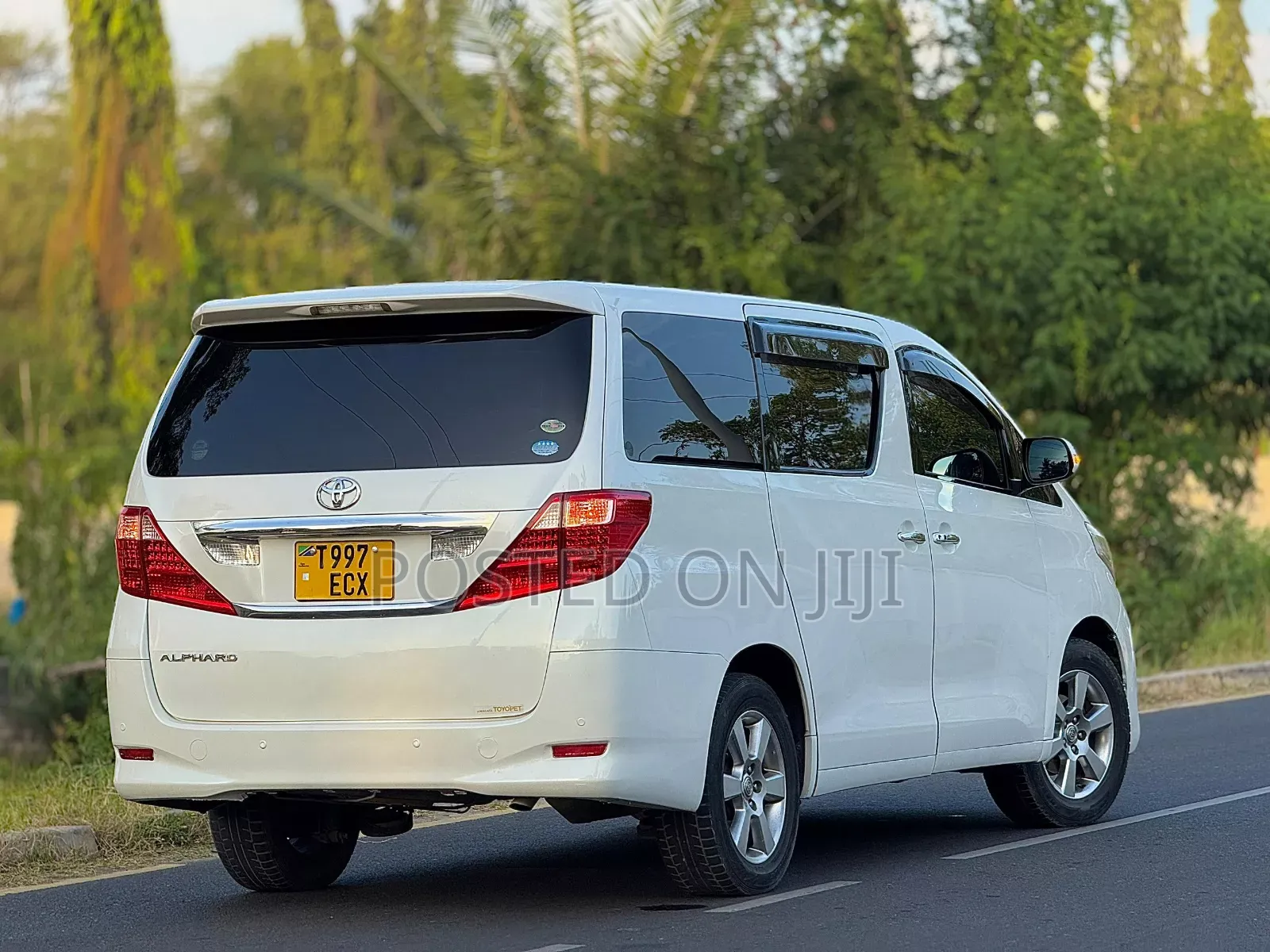 Toyota Alphard 2008 White