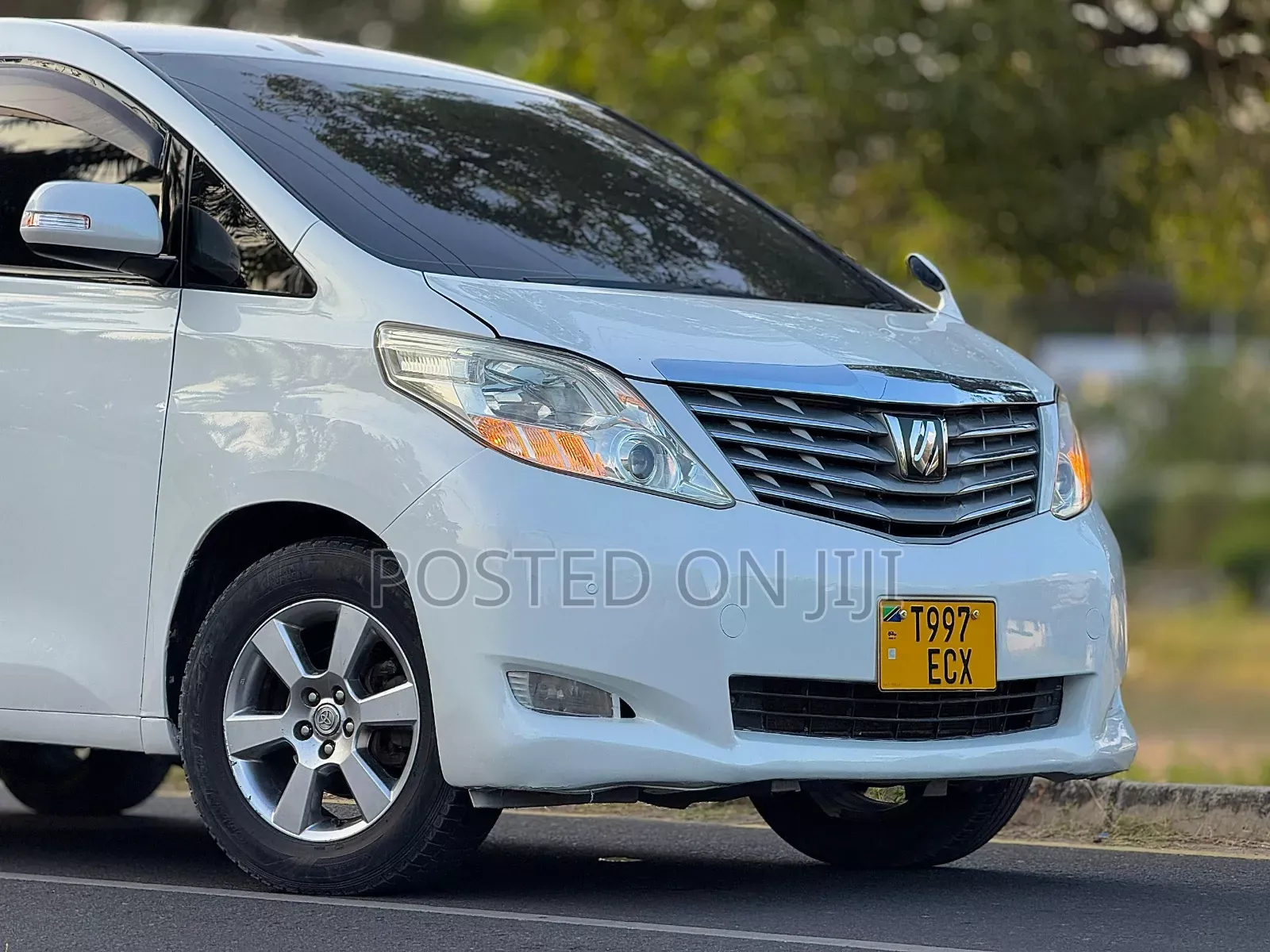 Toyota Alphard 2008 White
