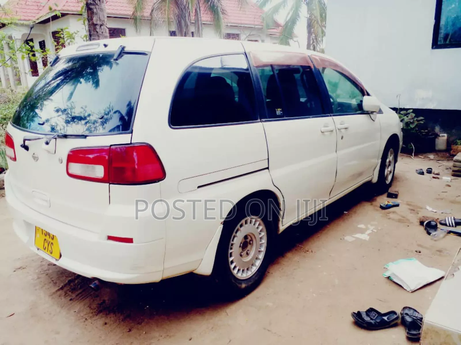 Nissan Liberty 2003 White