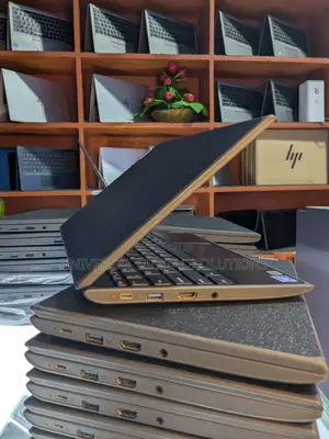 Laptop Lenovo 100e 4GB Intel SSD 128GB