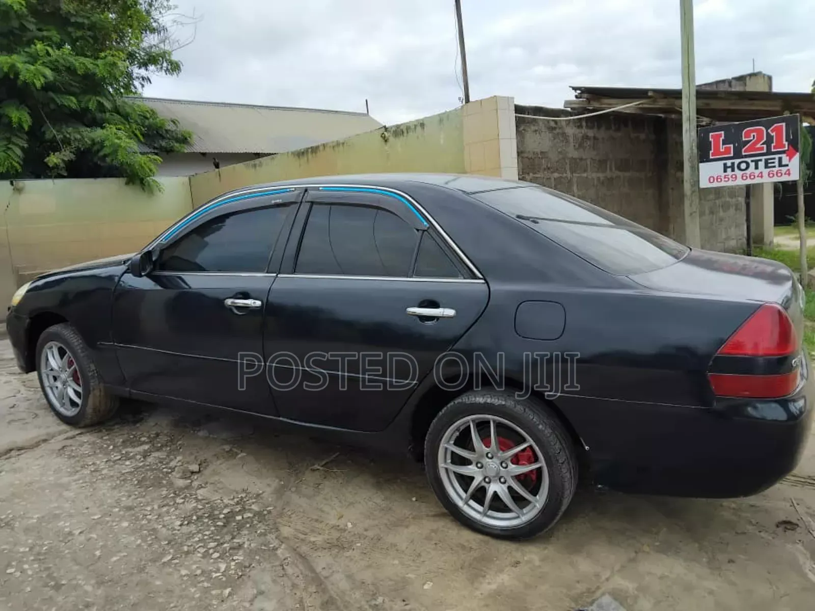 Toyota Mark II 2003 Black