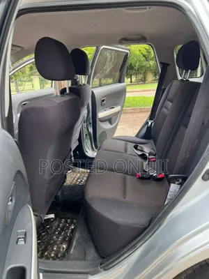 Toyota IST 2004 Silver