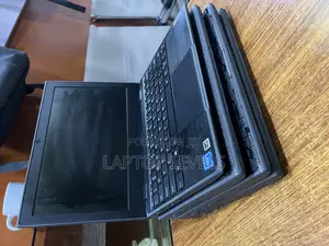 Laptop Lenovo 100e 4GB Intel SSD 128GB