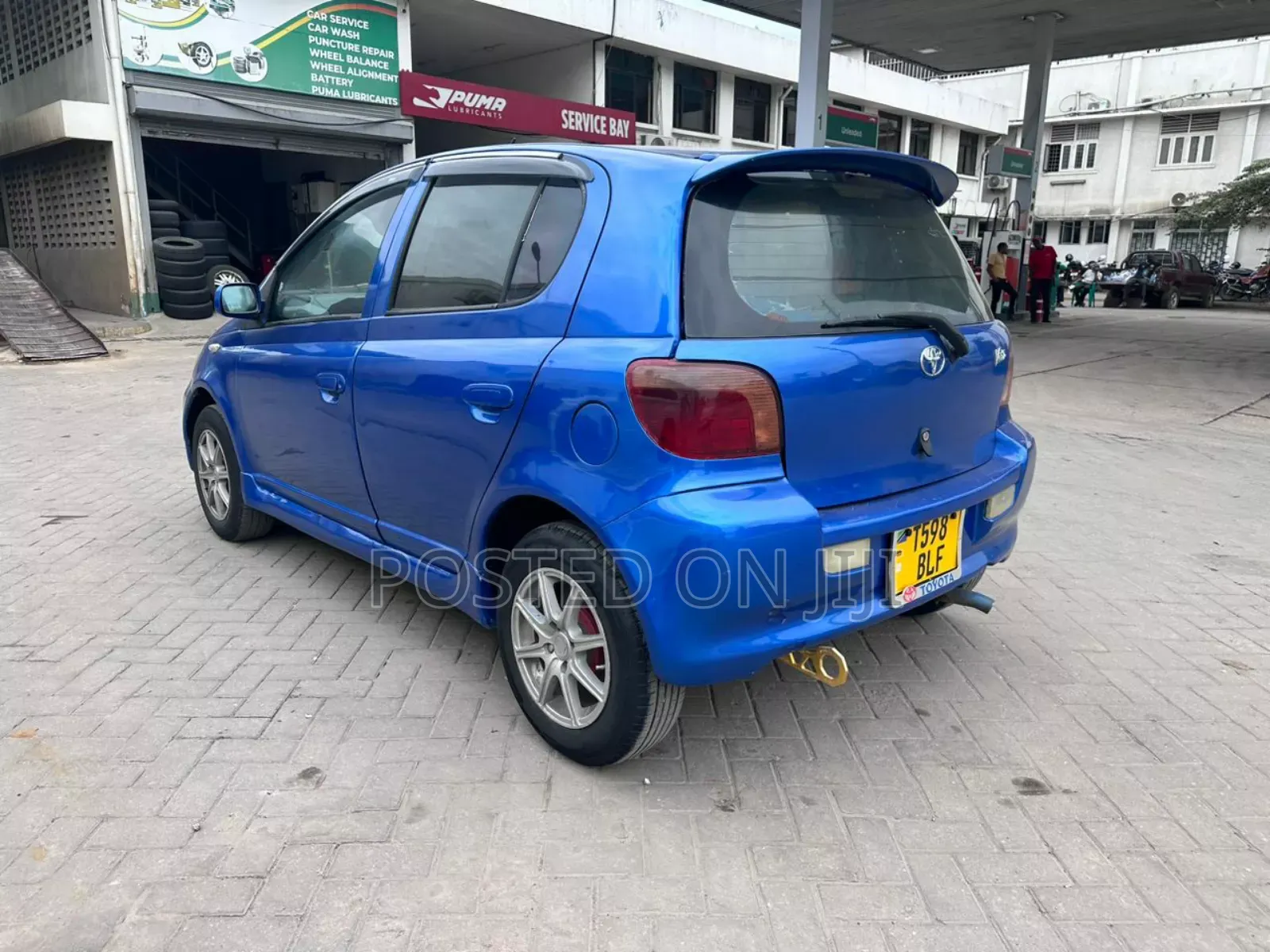 Toyota Vitz 2003 Blue