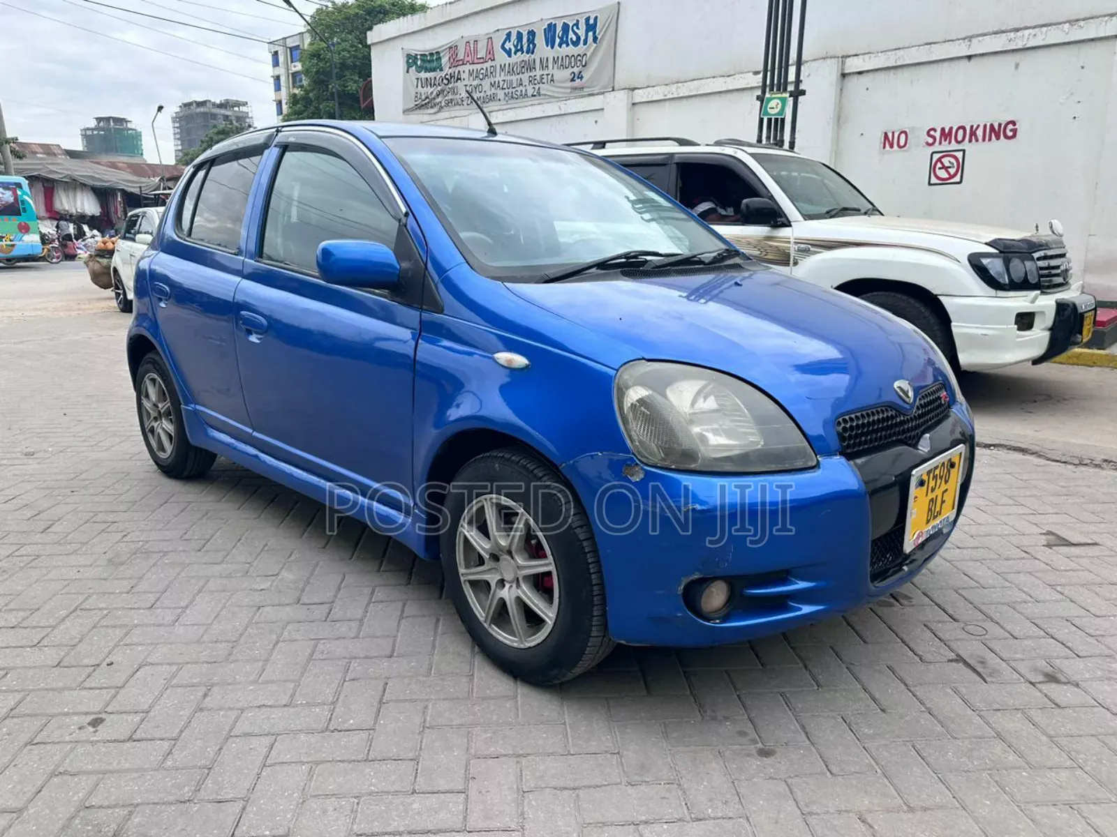 Toyota Vitz 2003 Blue