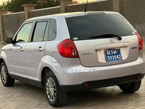 Mazda Verisa 2009 Gray