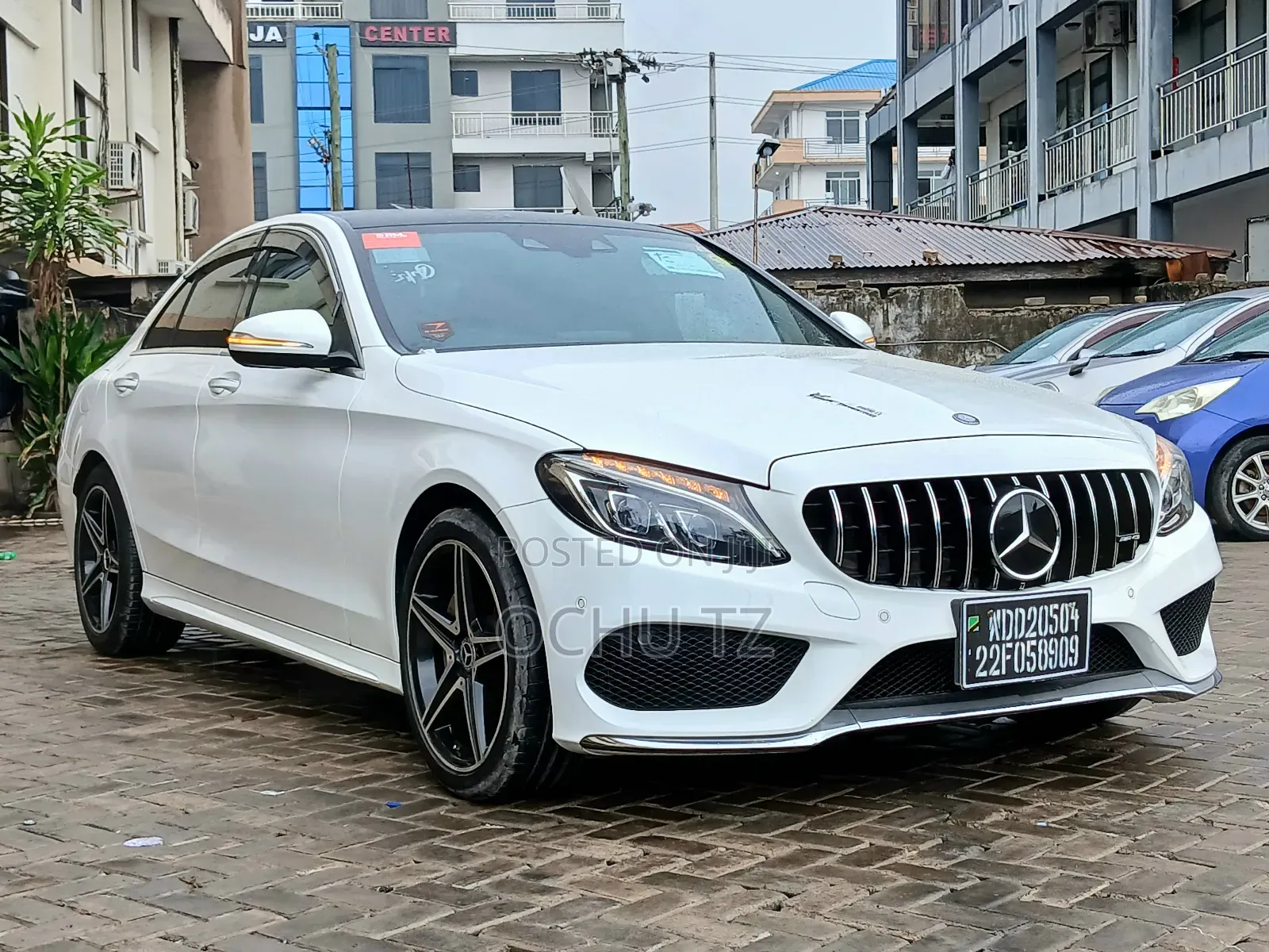 Mercedes-Benz C200 2014 White