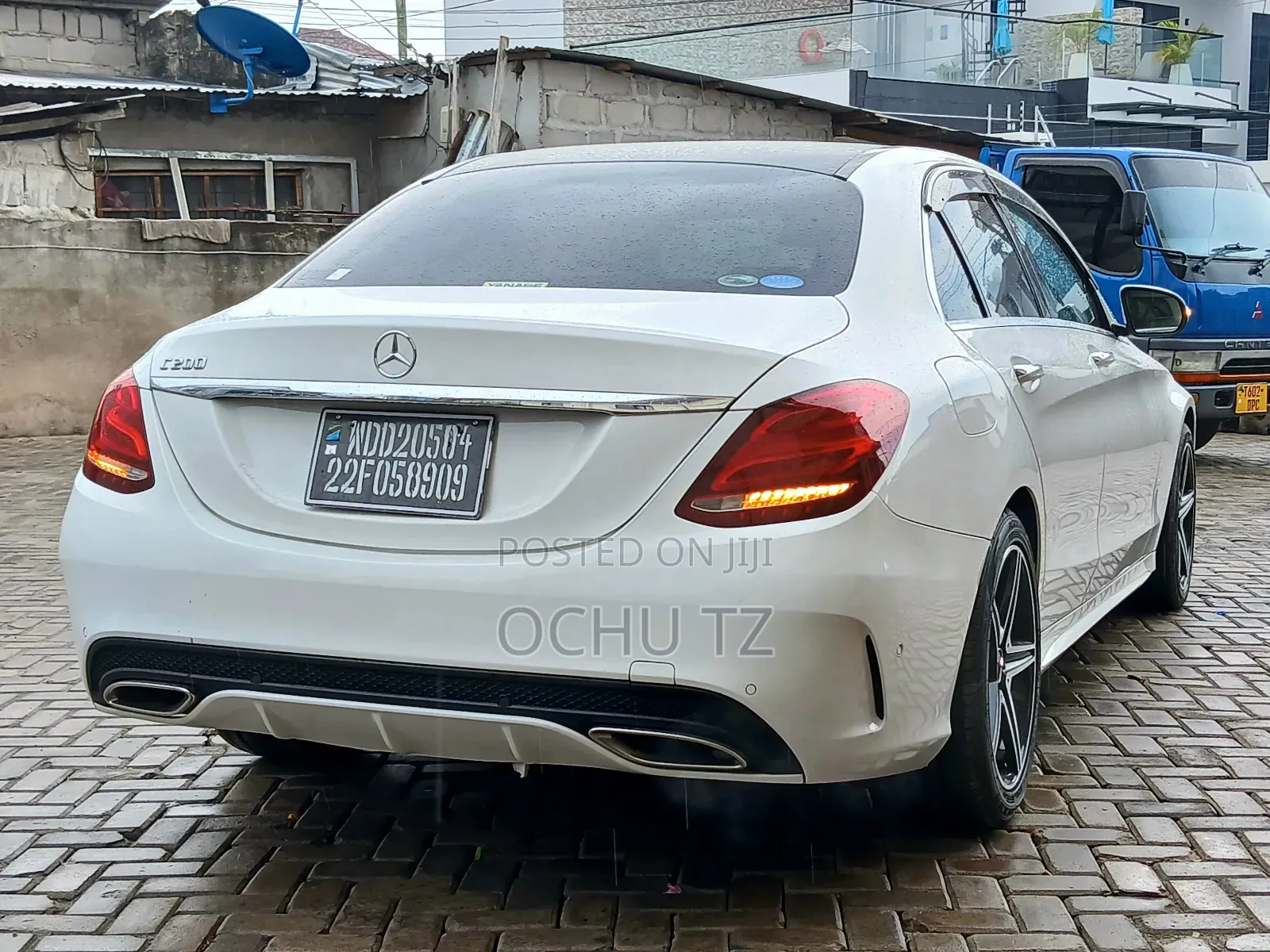 Mercedes-Benz C200 2014 White