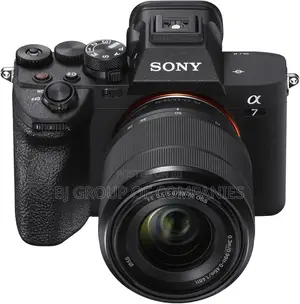 Sony A7 Iv Mirrorless Camera With 28-70mm Lens