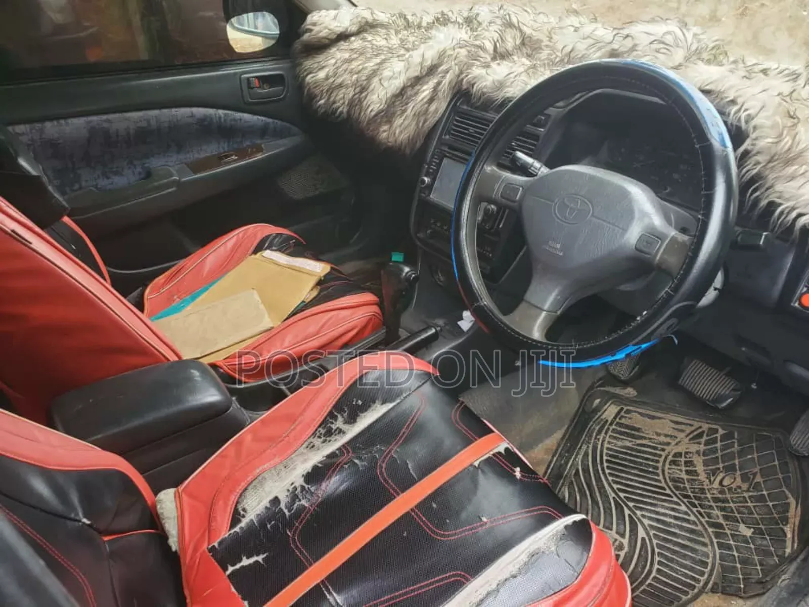 Toyota Cresta 2000 Blue