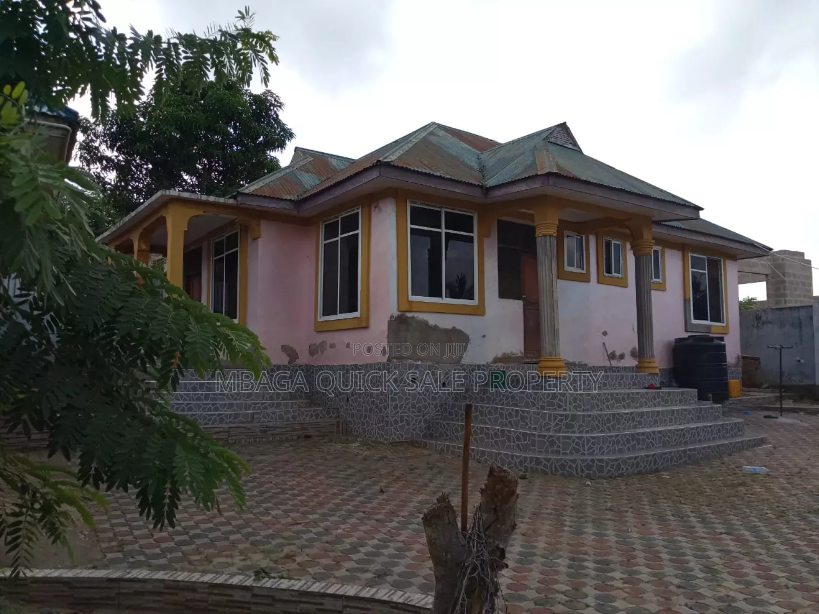 3bdrm House in Mbezi Makabe for sale
