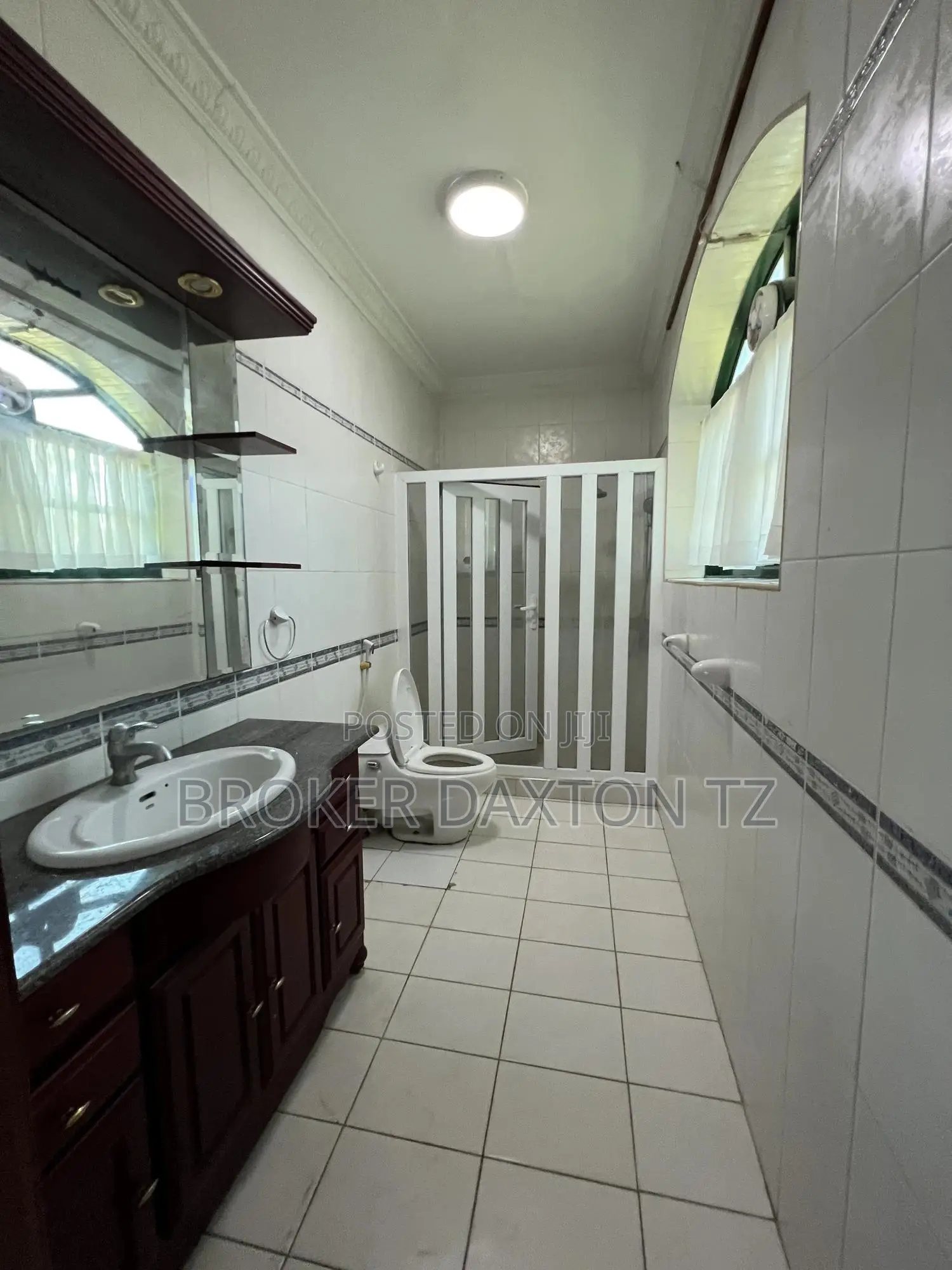 Furnished 4bdrm Villa in Oyster Bay for rent