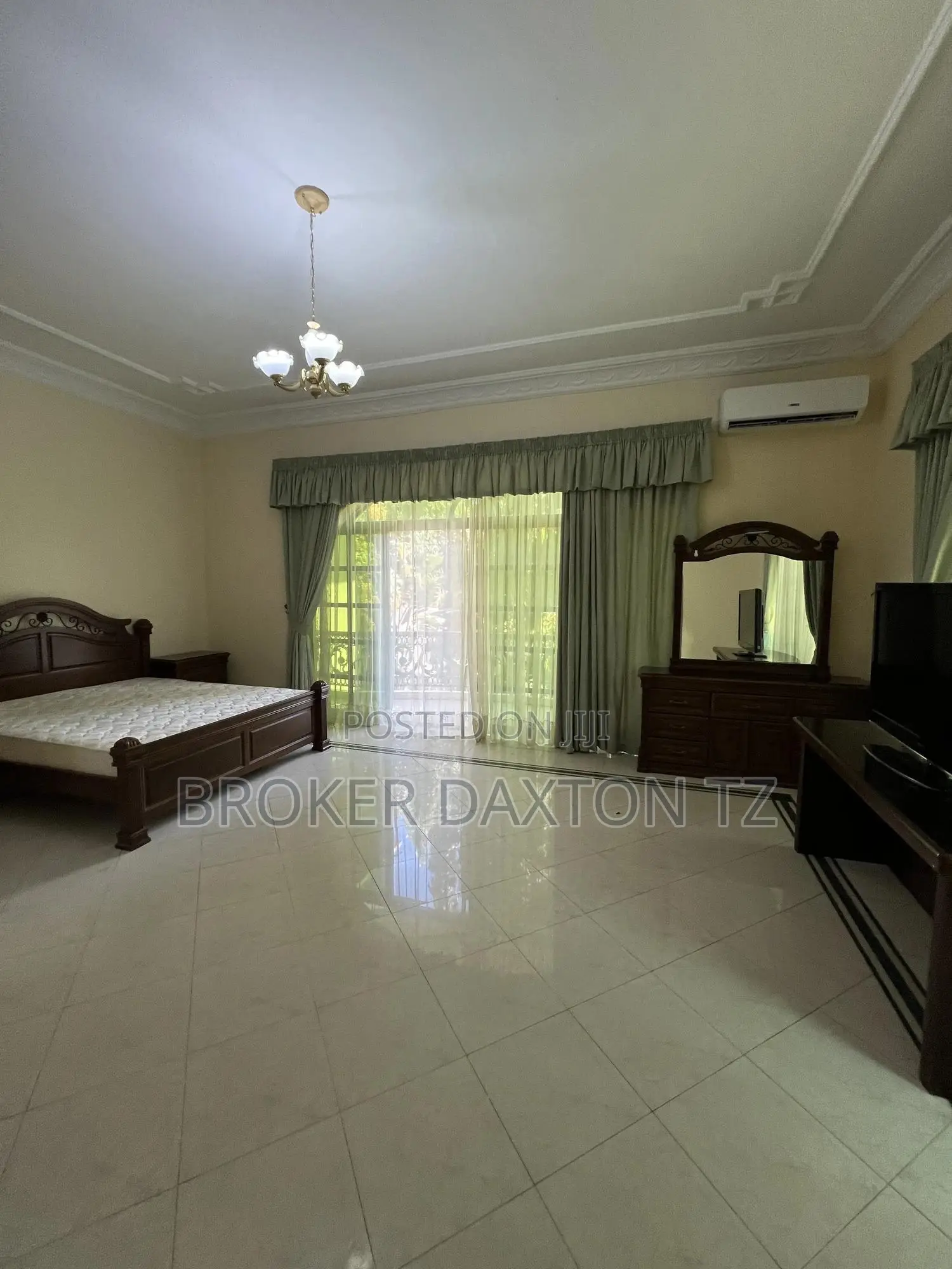 Furnished 4bdrm Villa in Oyster Bay for rent