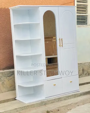 Kabati Na Sehemu Ya Dressing