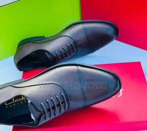 Clarks Leather Shoes New Original Footwears