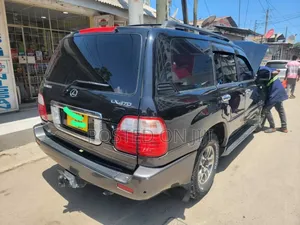 Toyota Land Cruiser 2005 Black
