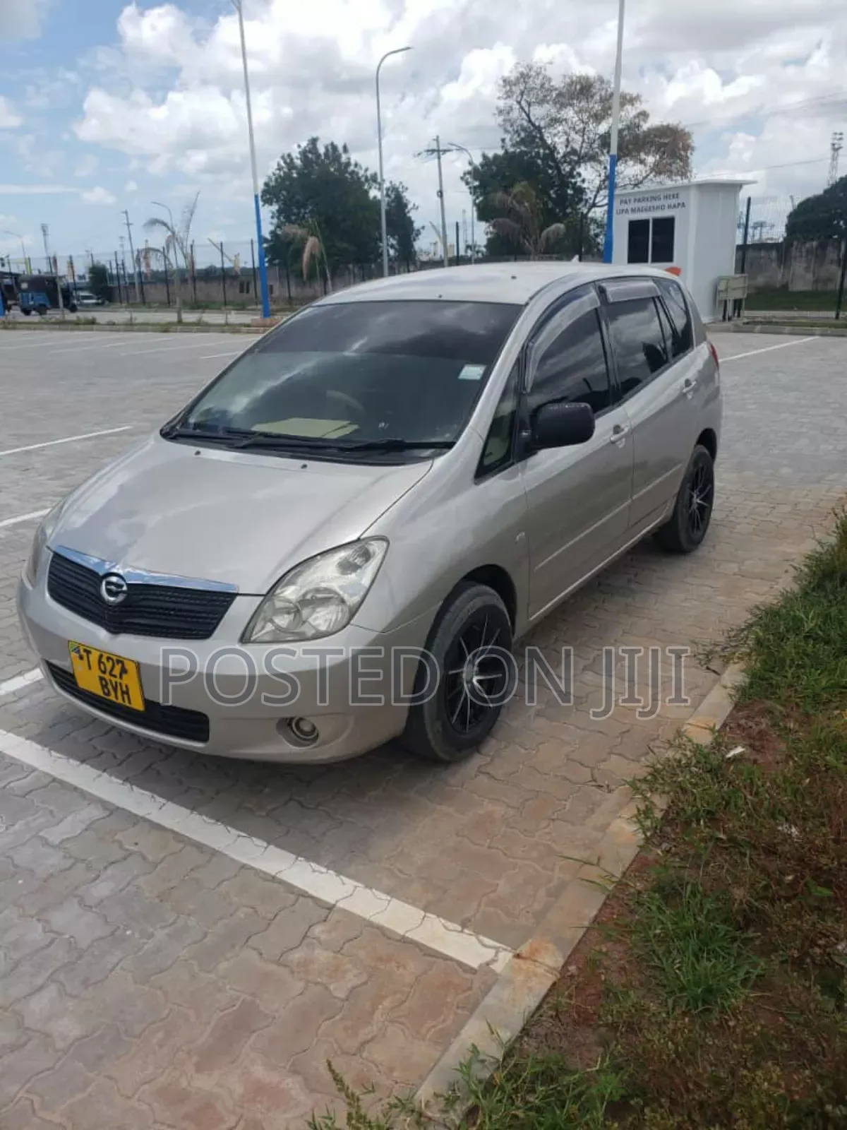 Toyota Corolla Spacio 2003 Silver