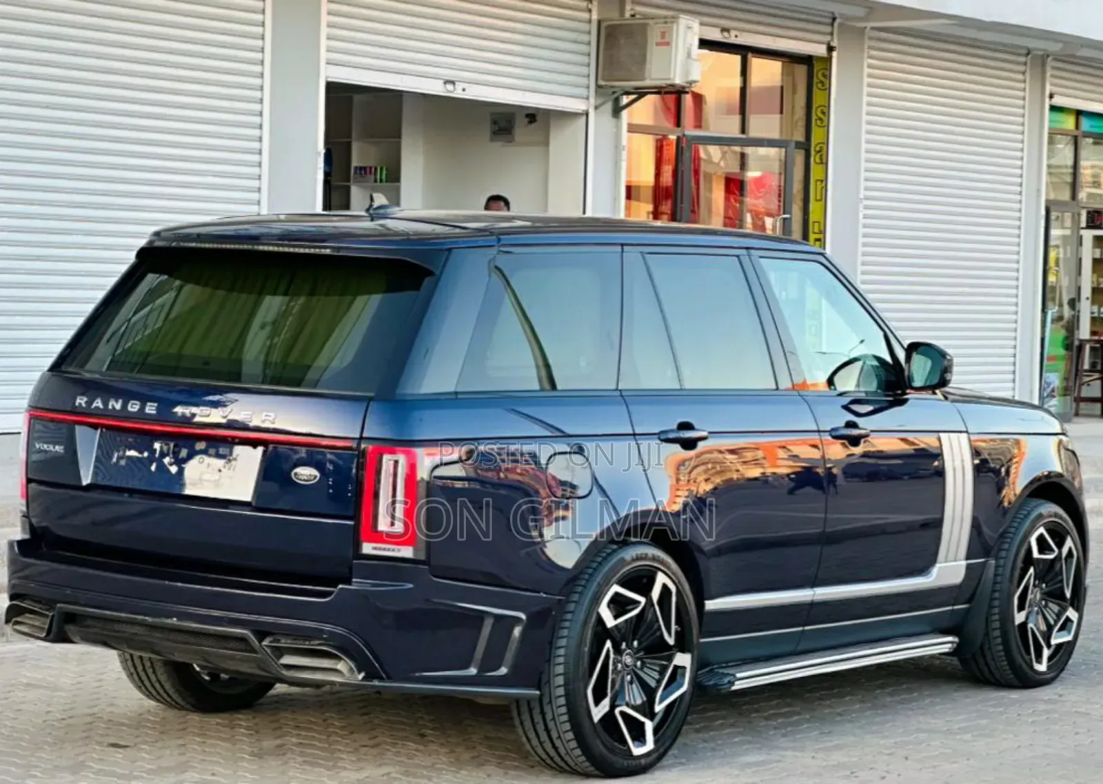Land Rover Range Rover Vogue 2016 Blue