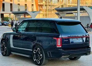 Land Rover Range Rover Vogue 2016 Blue