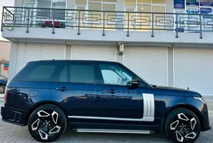 Land Rover Range Rover Vogue 2016 Blue