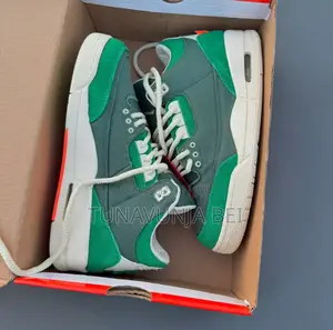 Air Jordan Green