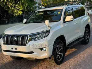 Toyota Land Cruiser Prado 2.8 2019 White