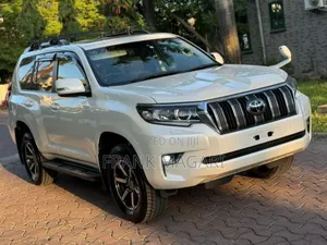 Toyota Land Cruiser Prado 2.8 2019 White