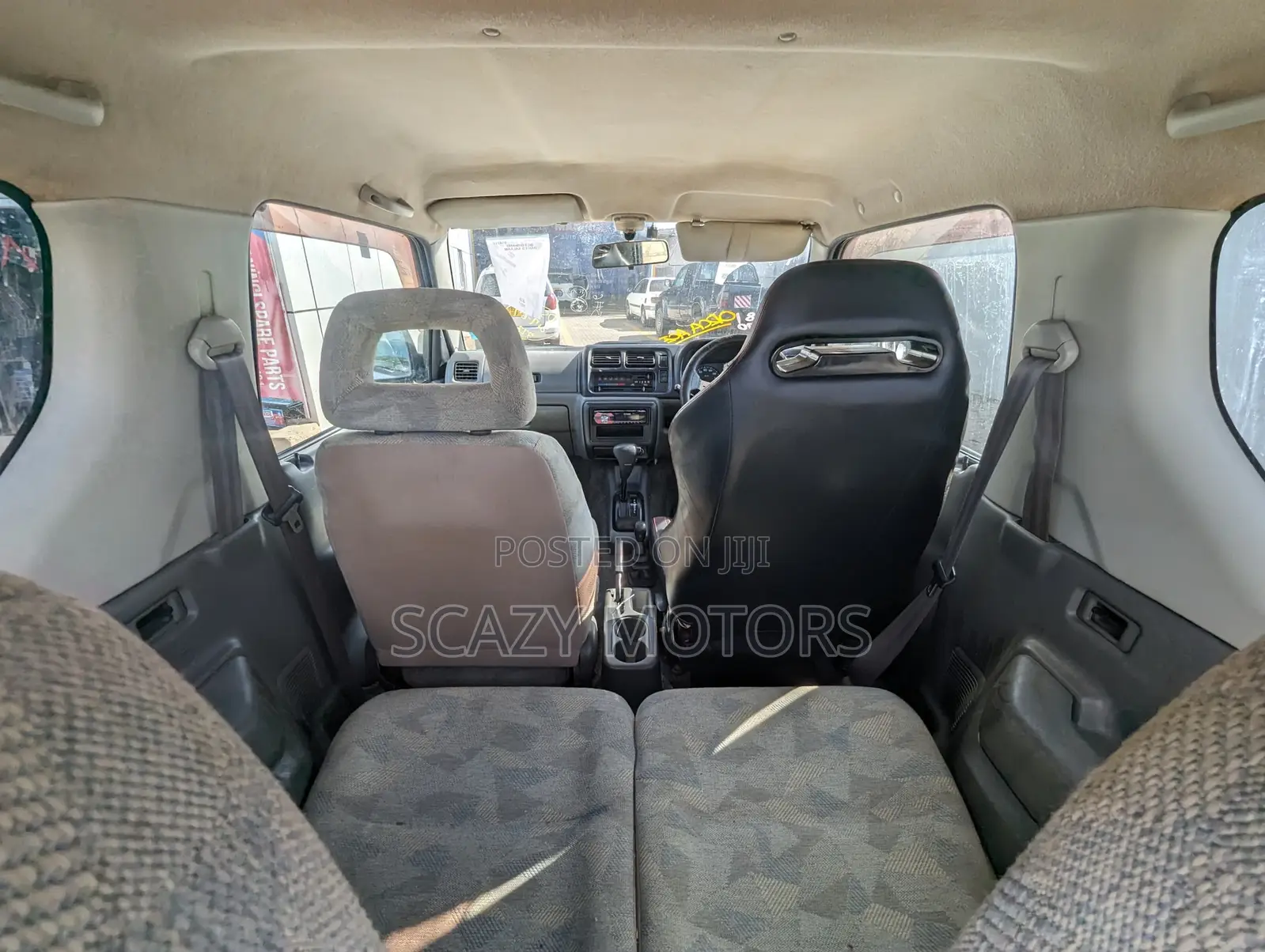 Suzuki Jimny 2000 Silver