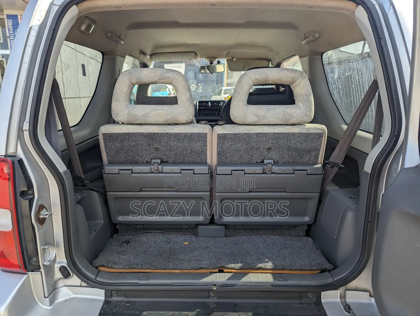 Suzuki Jimny 2000 Silver