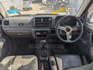 Suzuki Jimny 2000 Silver